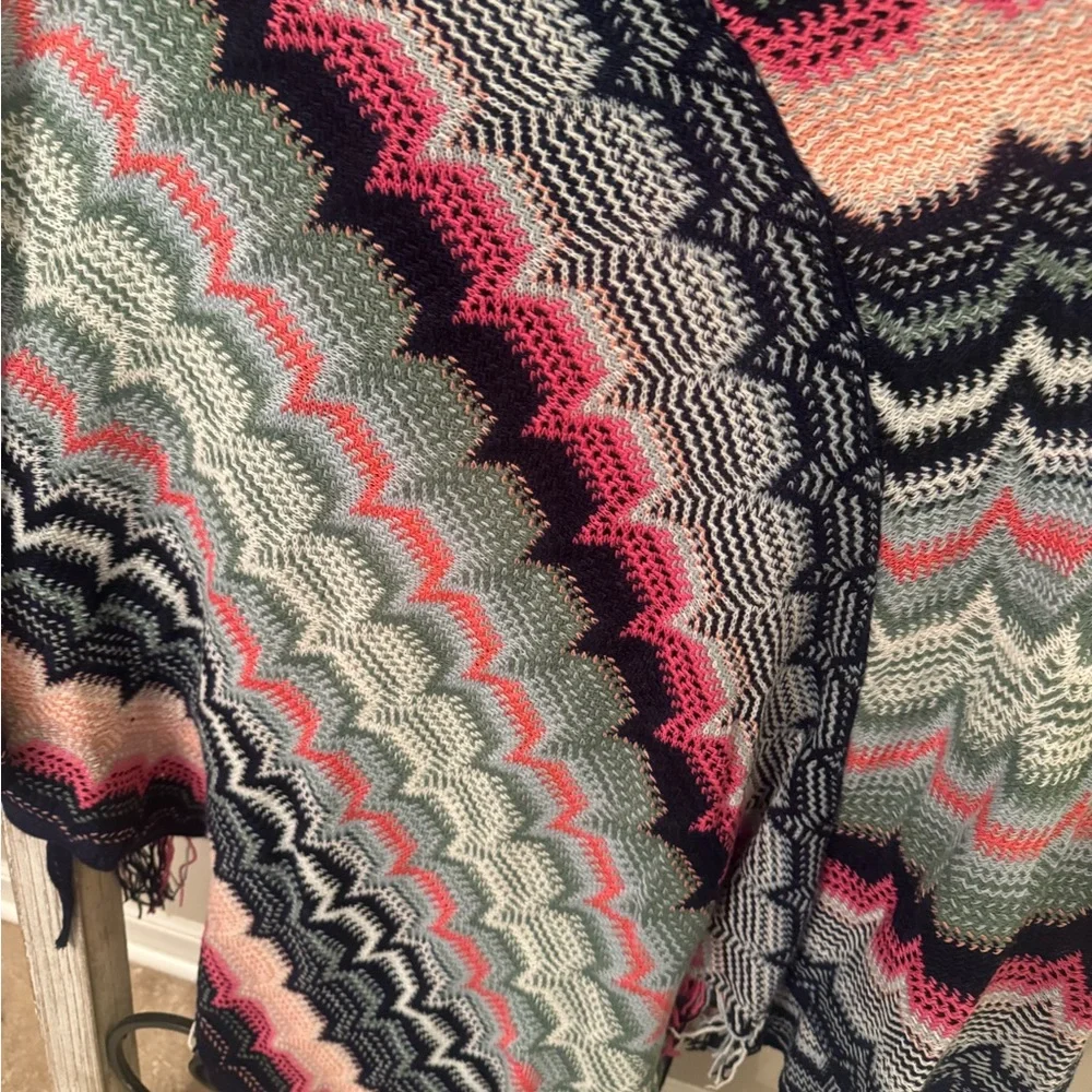Charlotte Daniel Multicolor‎ Chevron Patterned Poncho